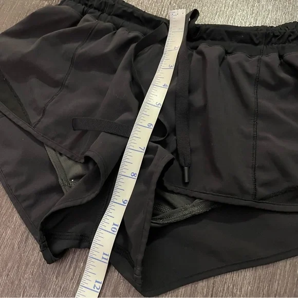 Lululemon Athletica Black workout Shorts (4) - Picture 4 of 10